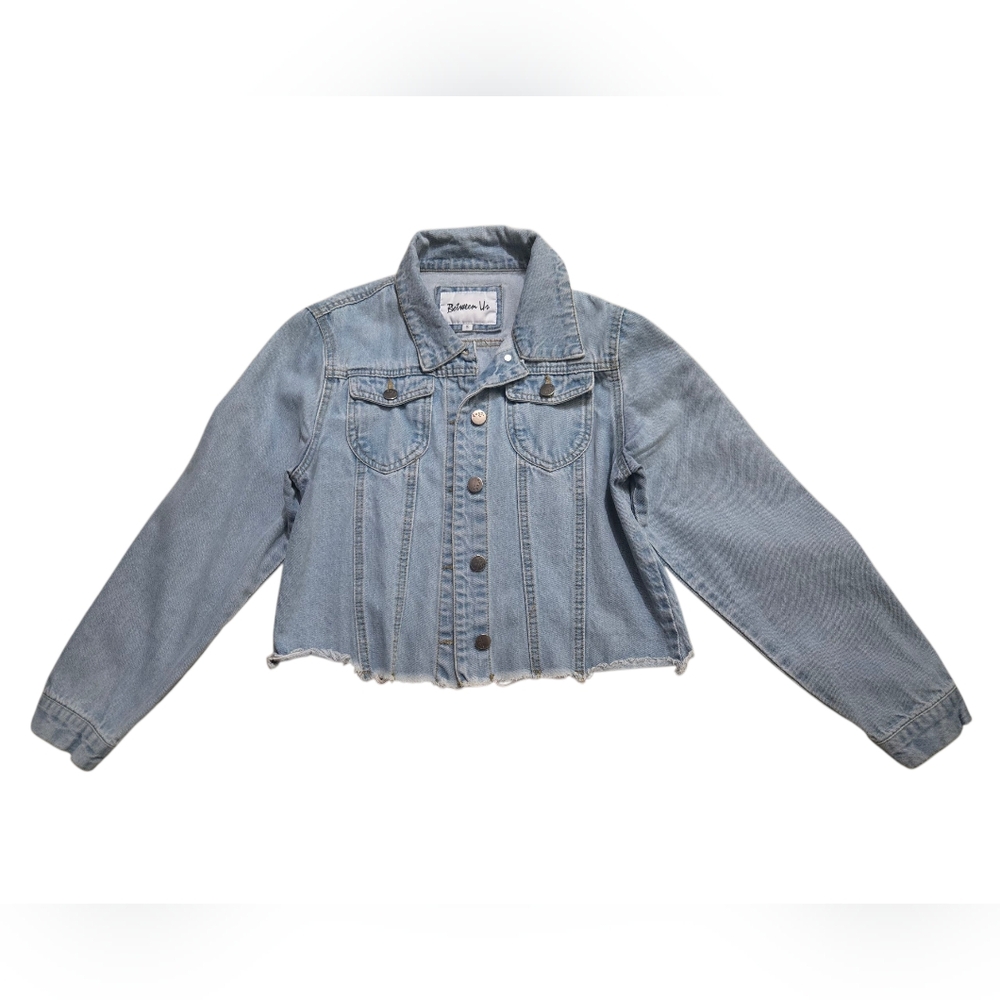 Blue Denim Jean Jacket with Classic Styling
